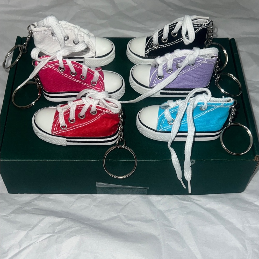 Mini Canvas Sneaker Keychains- Price is for 1 - Picture 1 of 2